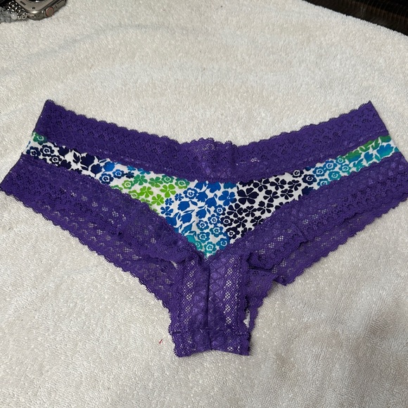 Victoria's Secret Purple Lace Panties with Floral Design - Picture 1 of 3